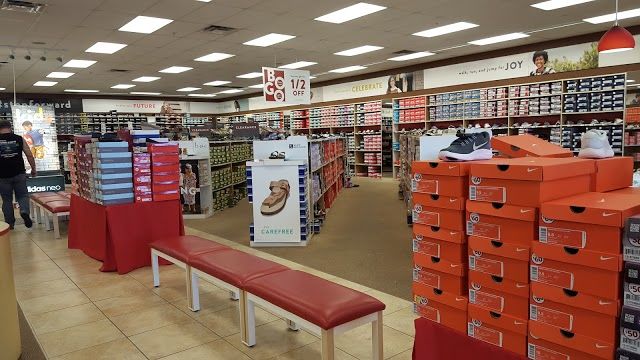 Tulsa Hills Shopping Center